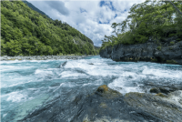 Comment choisir son équipement pour faire du rafting